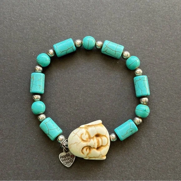 Turquoise & Cream Carved Howlite Buddha Charm Bracelet - Picture 2 of 5